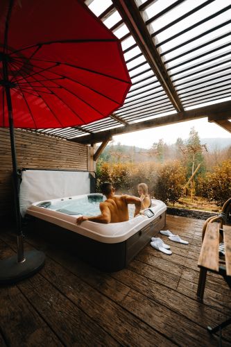 Coffret Bed & Breakfast avec jacuzzi privatif (tous les jours)